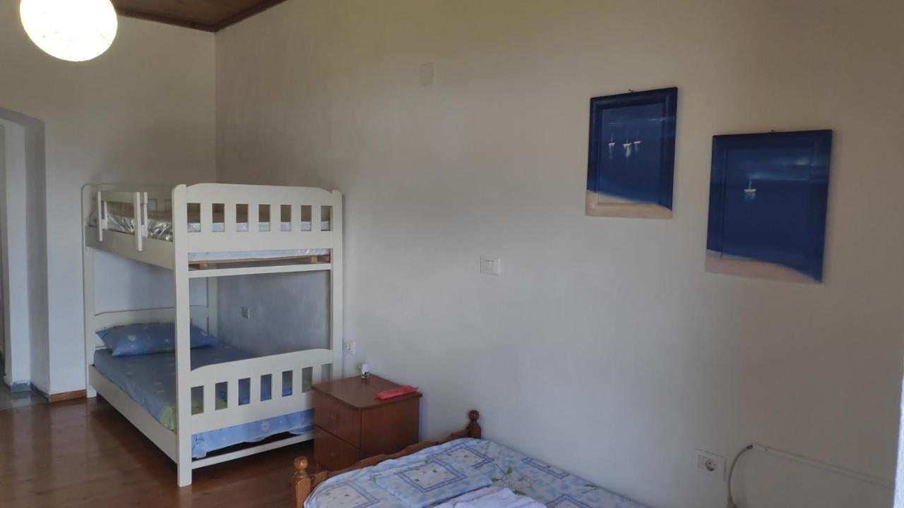 Filikur Hostel Himare Luaran gambar